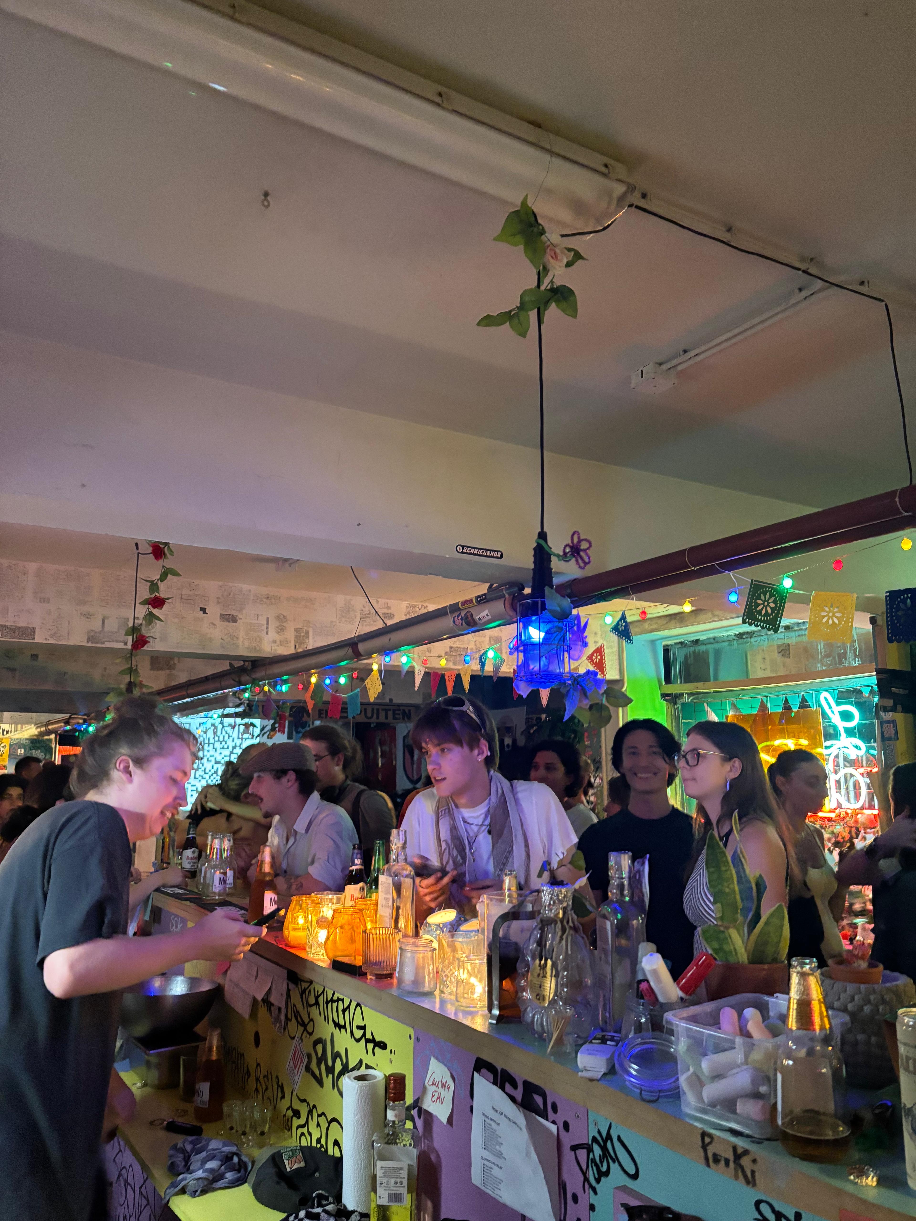 LA CANTINA — 4