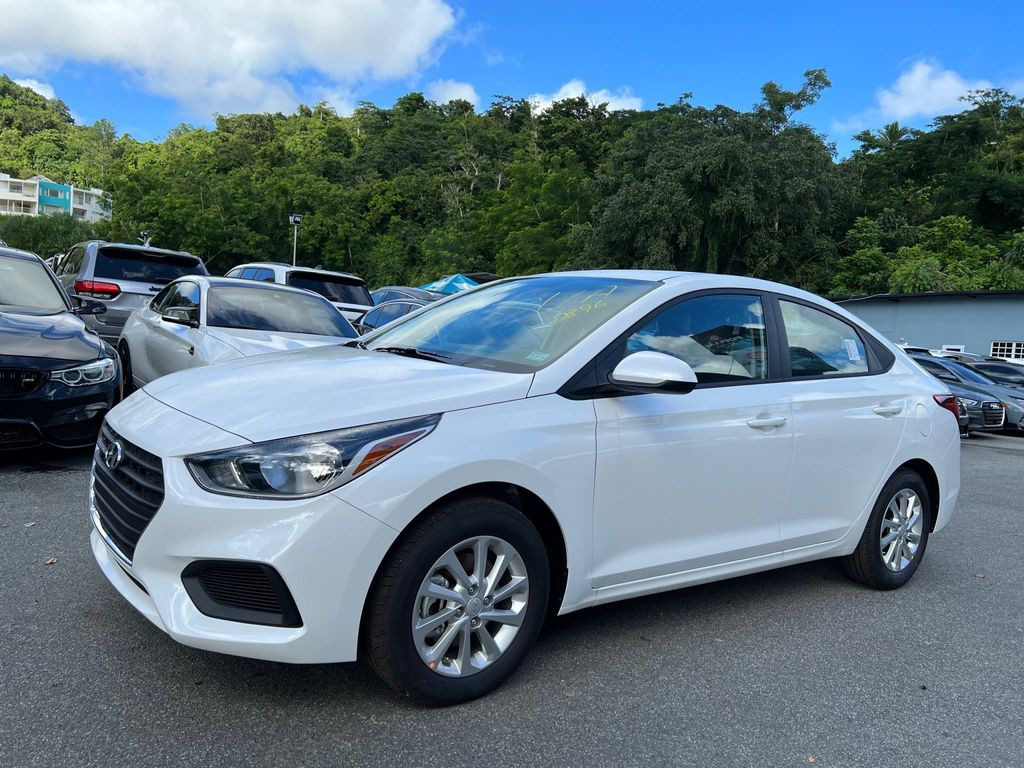 https://s3.amazonaws.com/dealerappcenter/dealergroups/129/vehicles/265467/zpiMuE.jpg