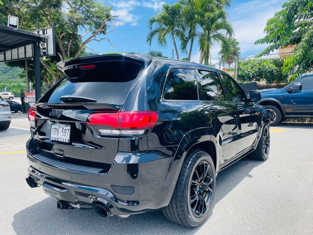 https://s3.amazonaws.com/dealerappcenter/dealergroups/129/vehicles/265481/MxinXL.jpg