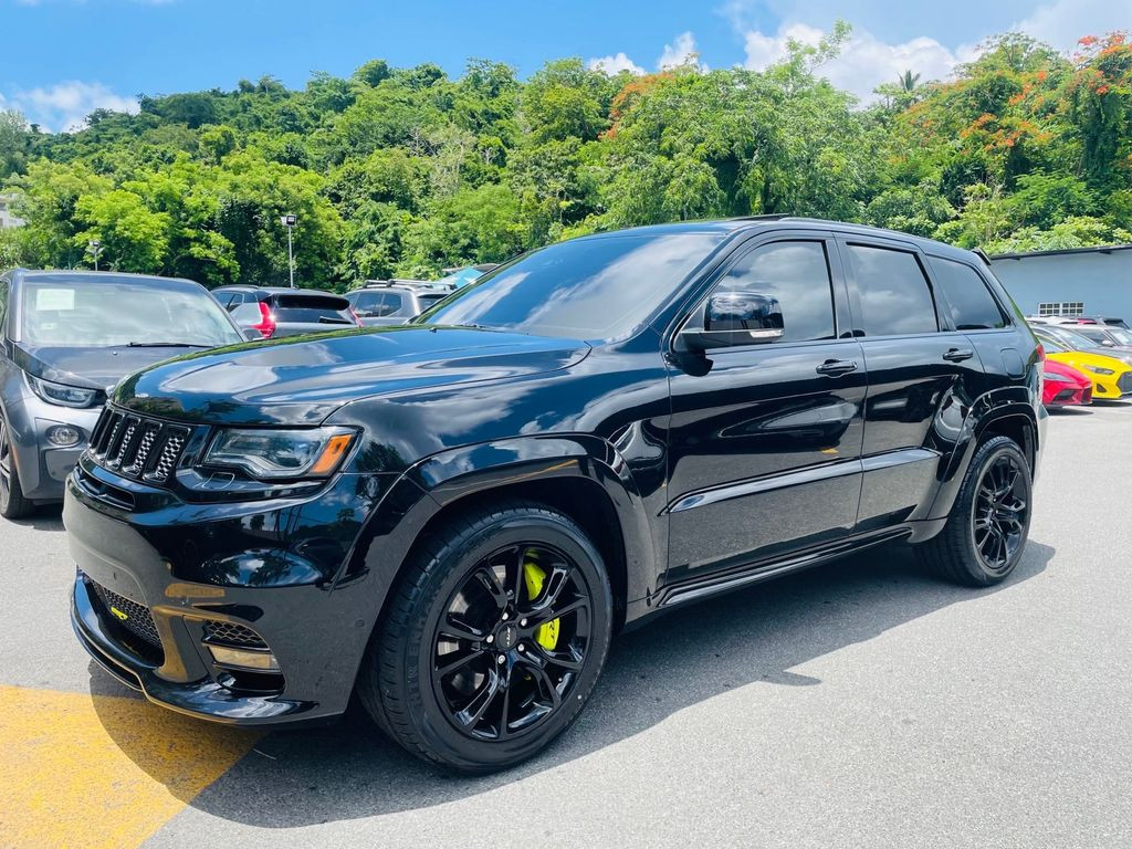 https://s3.amazonaws.com/dealerappcenter/dealergroups/129/vehicles/265481/lVeIU5.jpg