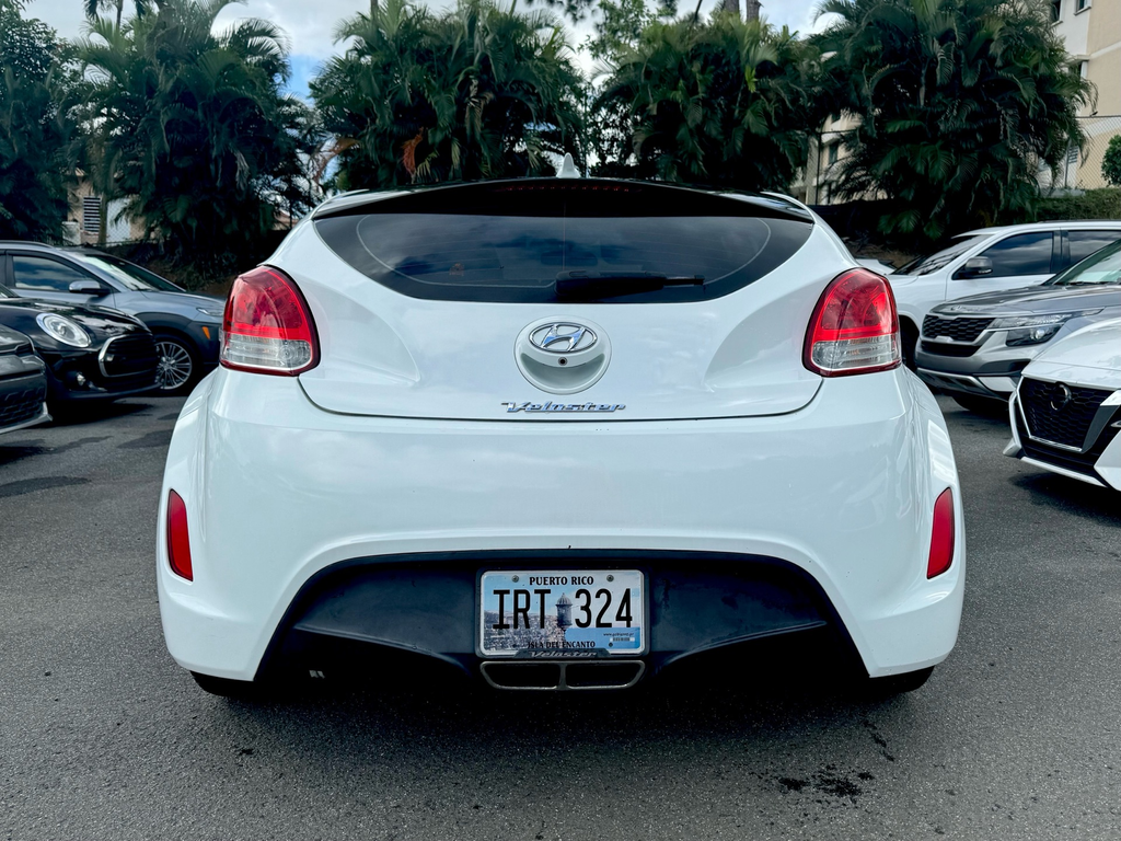 https://s3.amazonaws.com/dealerappcenter/dealergroups/129/vehicles/265486/B45TdX.png