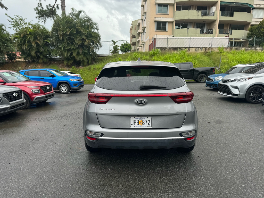 https://s3.amazonaws.com/dealerappcenter/dealergroups/129/vehicles/265821/HI8mYm.png