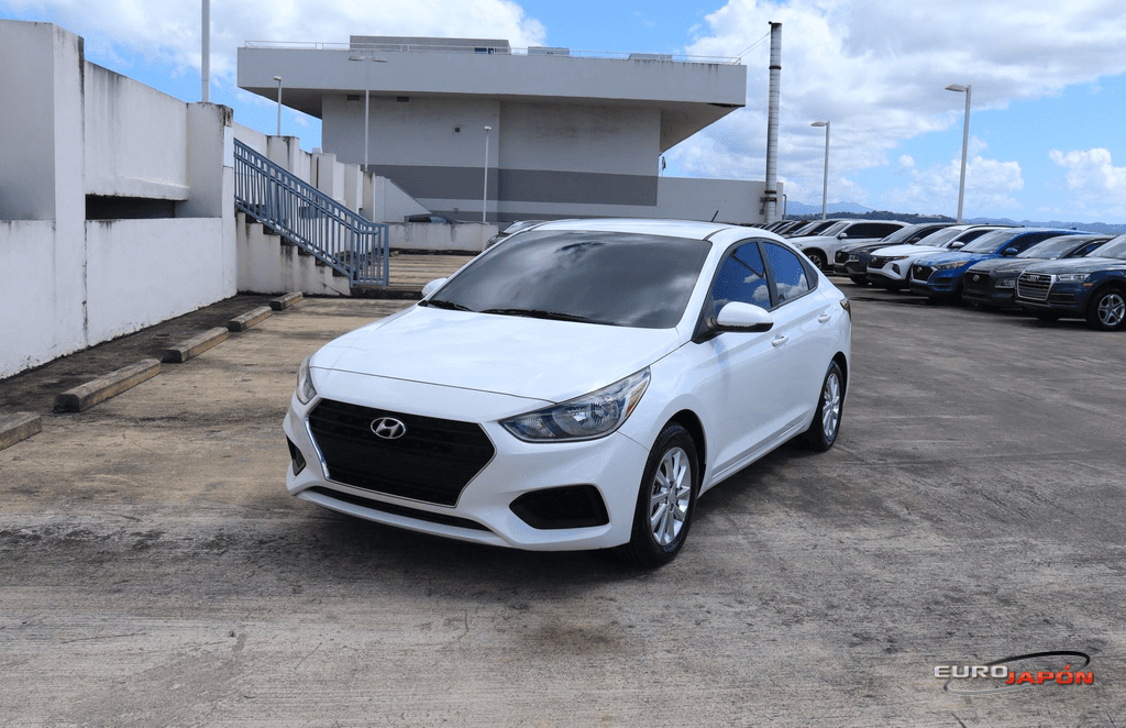 https://s3.amazonaws.com/dealerappcenter/dealergroups/229/vehicles/281327/PJk1rT.png