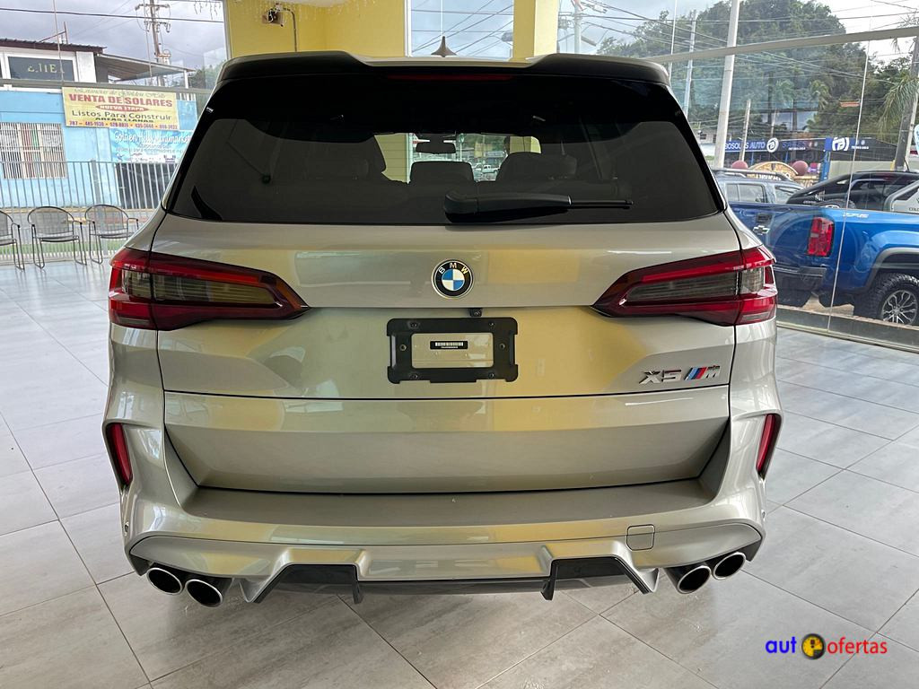 https://s3.amazonaws.com/dealerappcenter/dealergroups/243/vehicles/241626/nlYDLL.jpg