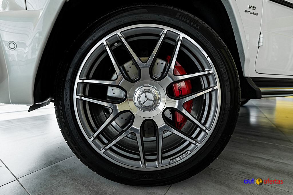 https://s3.amazonaws.com/dealerappcenter/dealergroups/243/vehicles/241639/kJPb4z.jpg