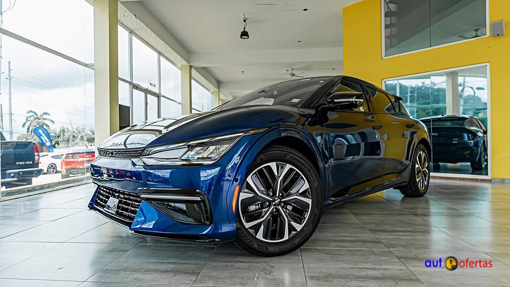 https://s3.amazonaws.com/dealerappcenter/dealergroups/243/vehicles/241650/FEM8yb.jpg