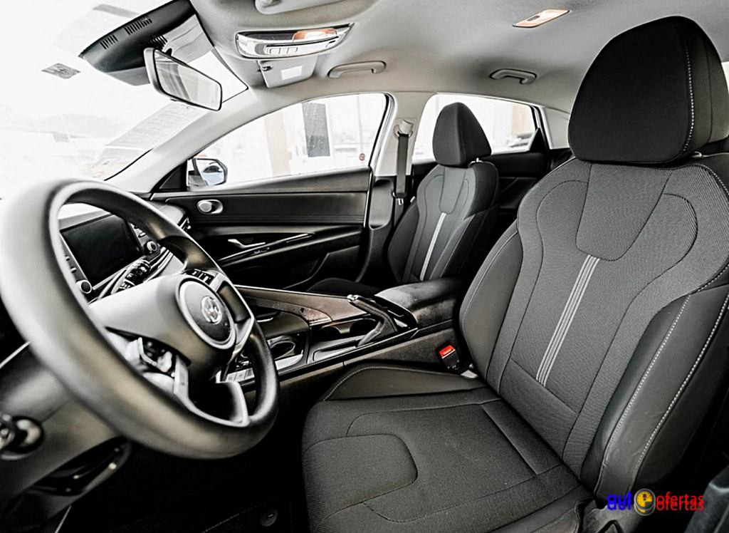 https://s3.amazonaws.com/dealerappcenter/dealergroups/243/vehicles/241658/8DEgHt.jpg