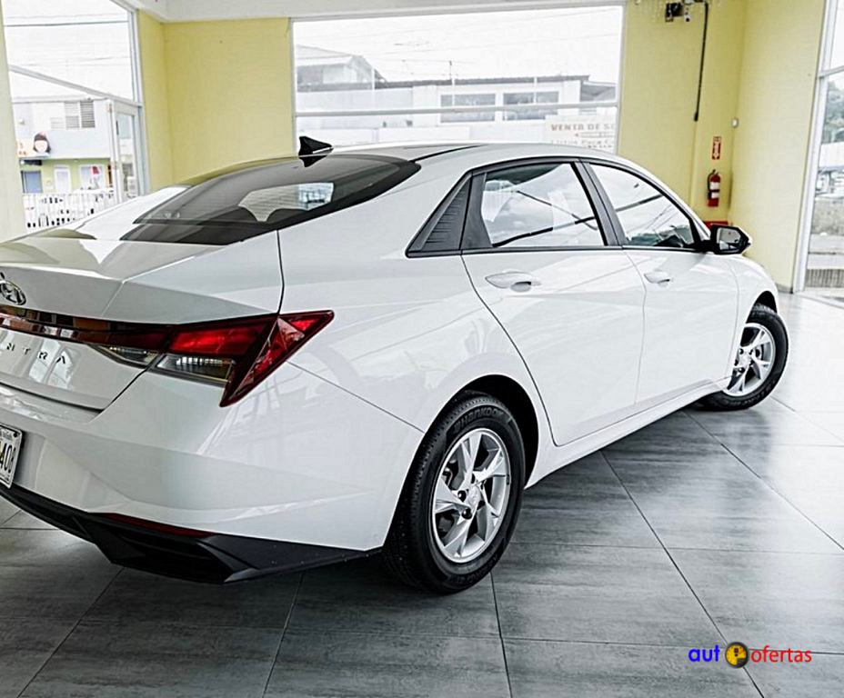 https://s3.amazonaws.com/dealerappcenter/dealergroups/243/vehicles/241658/a8UXQn.jpg
