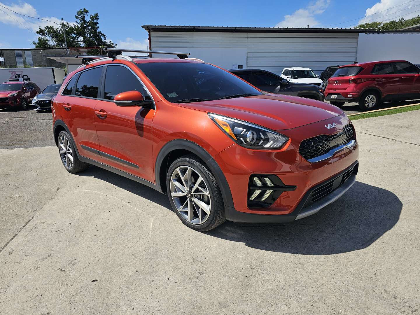 https://s3.amazonaws.com/dealerappcenter/dealergroups/291/vehicles/281504/FUIvEr.JPEG