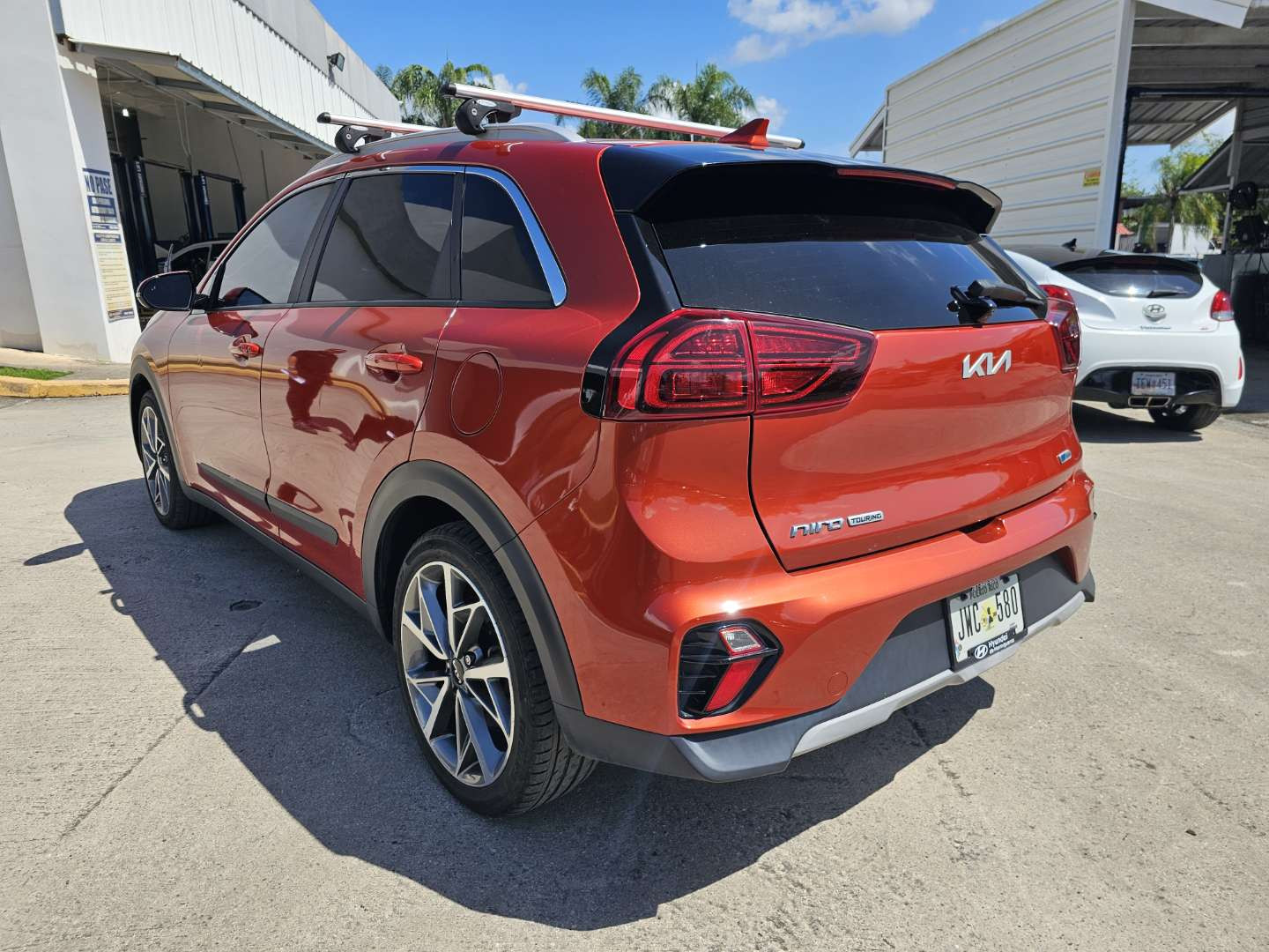 https://s3.amazonaws.com/dealerappcenter/dealergroups/291/vehicles/281504/uSldmv.JPEG