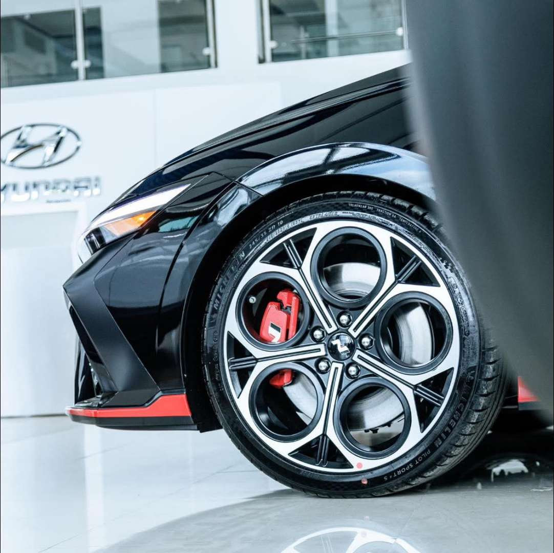 https://s3.amazonaws.com/dealerappcenter/dealergroups/291/vehicles/281745/t7BeDT.JPEG