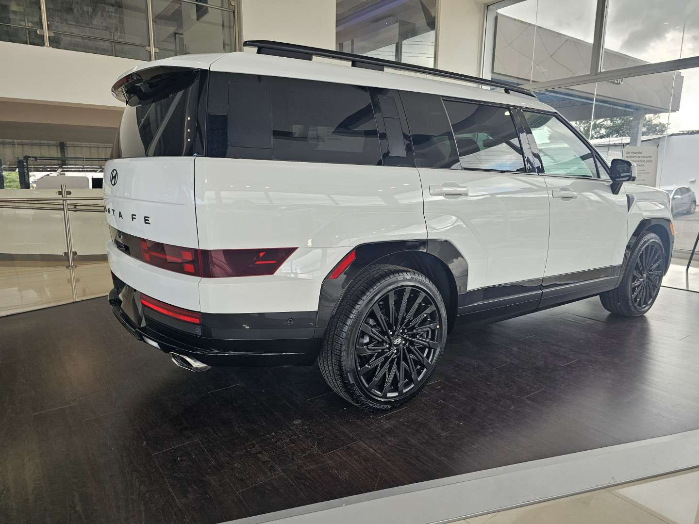 https://s3.amazonaws.com/dealerappcenter/dealergroups/291/vehicles/285359/B8bn7A.JPEG