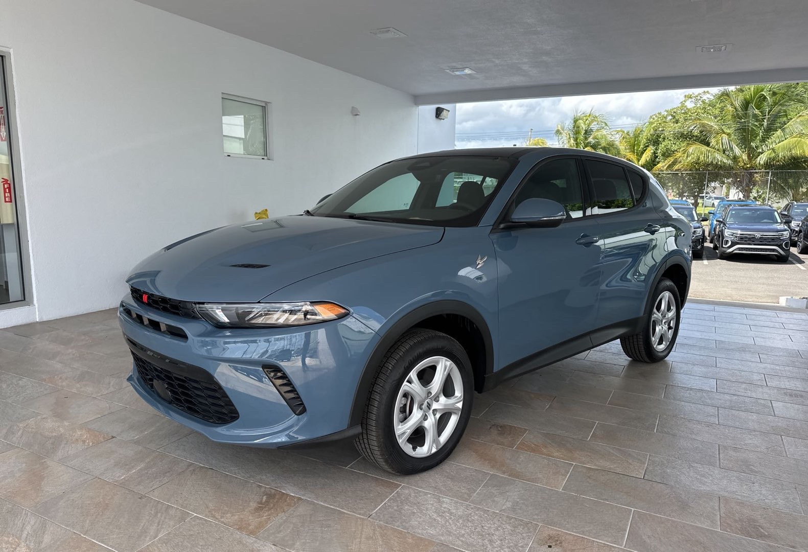 https://s3.amazonaws.com/dealerappcenter/dealergroups/336/vehicles/248318/urH2Ku.jpg