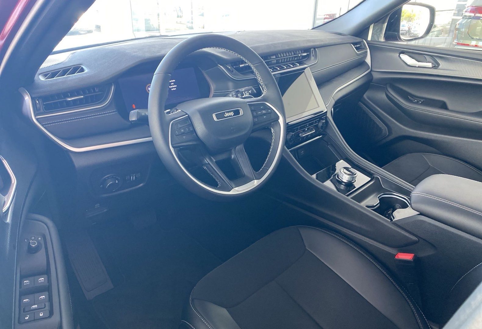 https://s3.amazonaws.com/dealerappcenter/dealergroups/336/vehicles/248408/m3hGpZ.jpg