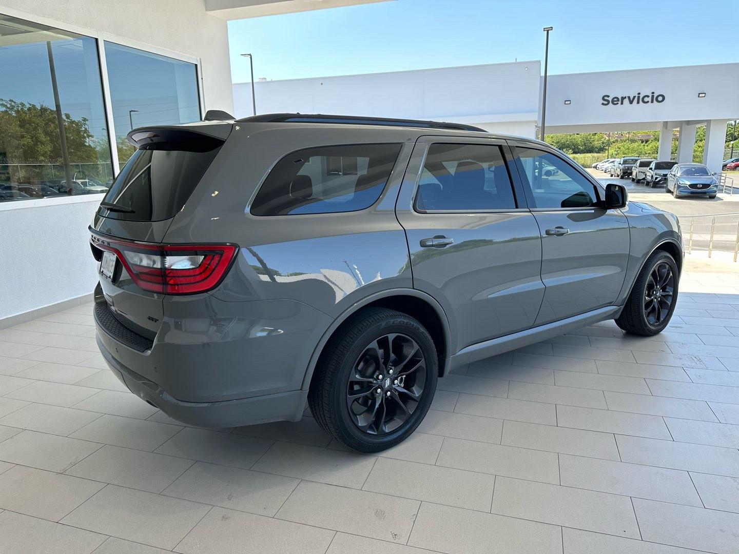 https://s3.amazonaws.com/dealerappcenter/dealergroups/336/vehicles/252625/neAFII.jpg