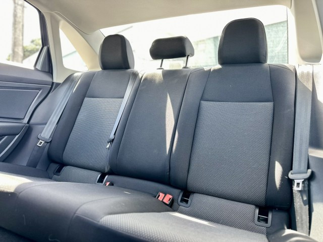 https://s3.amazonaws.com/dealerappcenter/dealergroups/336/vehicles/259179/iv73lw.jpg