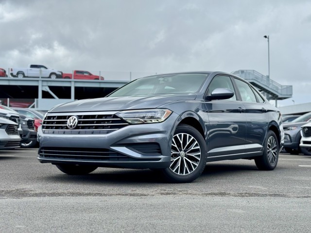https://s3.amazonaws.com/dealerappcenter/dealergroups/336/vehicles/262676/LncvtT.jpg