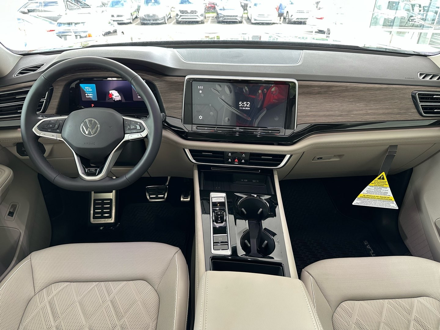 https://s3.amazonaws.com/dealerappcenter/dealergroups/336/vehicles/265327/IuG9JA.jpg