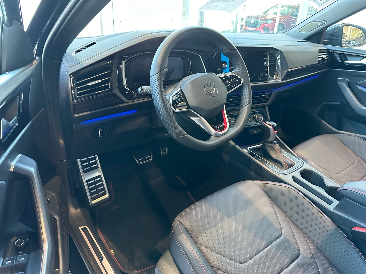 https://s3.amazonaws.com/dealerappcenter/dealergroups/336/vehicles/266356/hgdKQ2.jpg