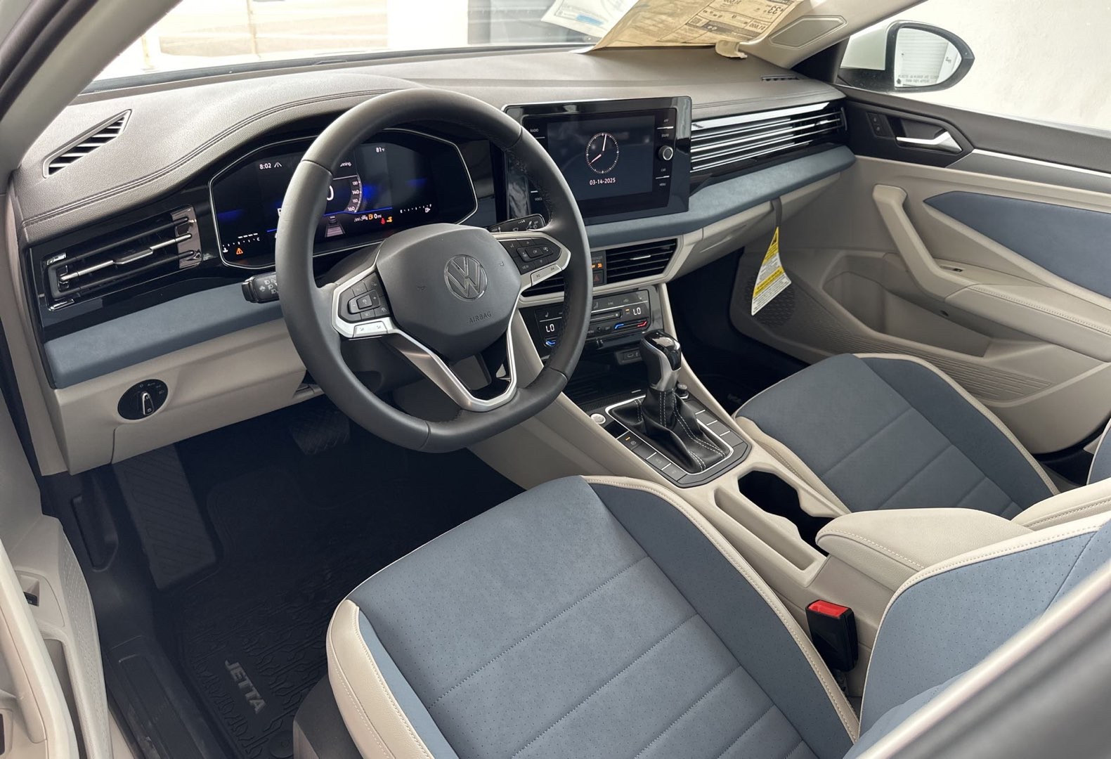 https://s3.amazonaws.com/dealerappcenter/dealergroups/336/vehicles/276044/Wq0P9Q.jpg