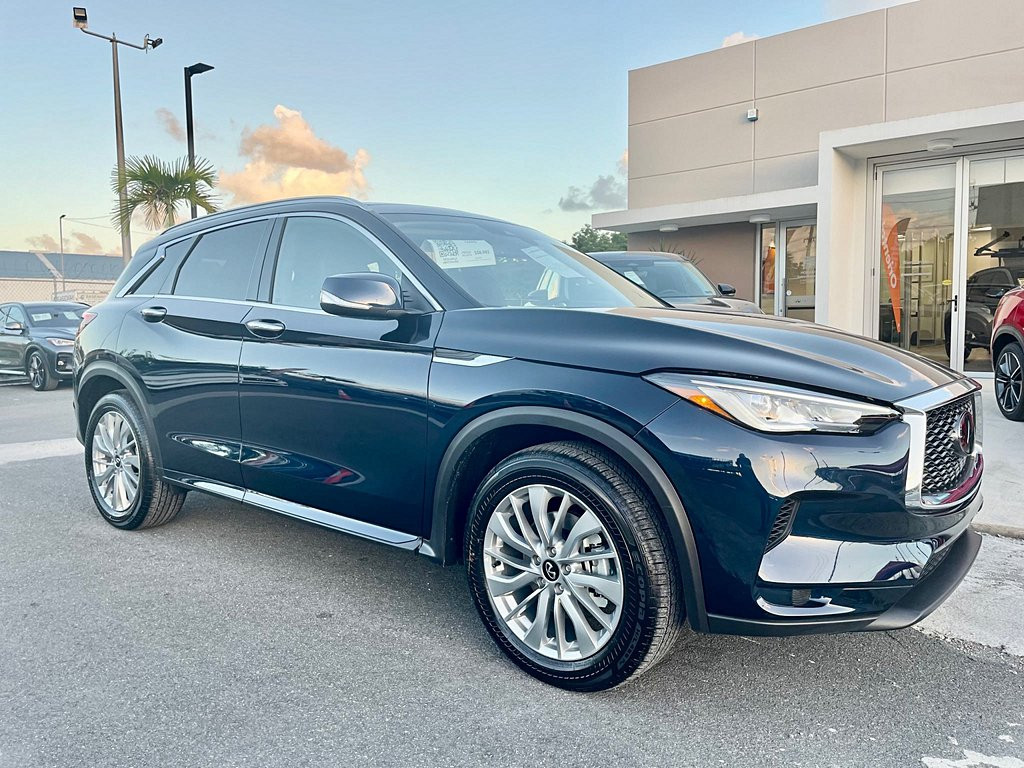 https://s3.amazonaws.com/dealerappcenter/dealergroups/339/vehicles/242917/AwdF1u.jpg