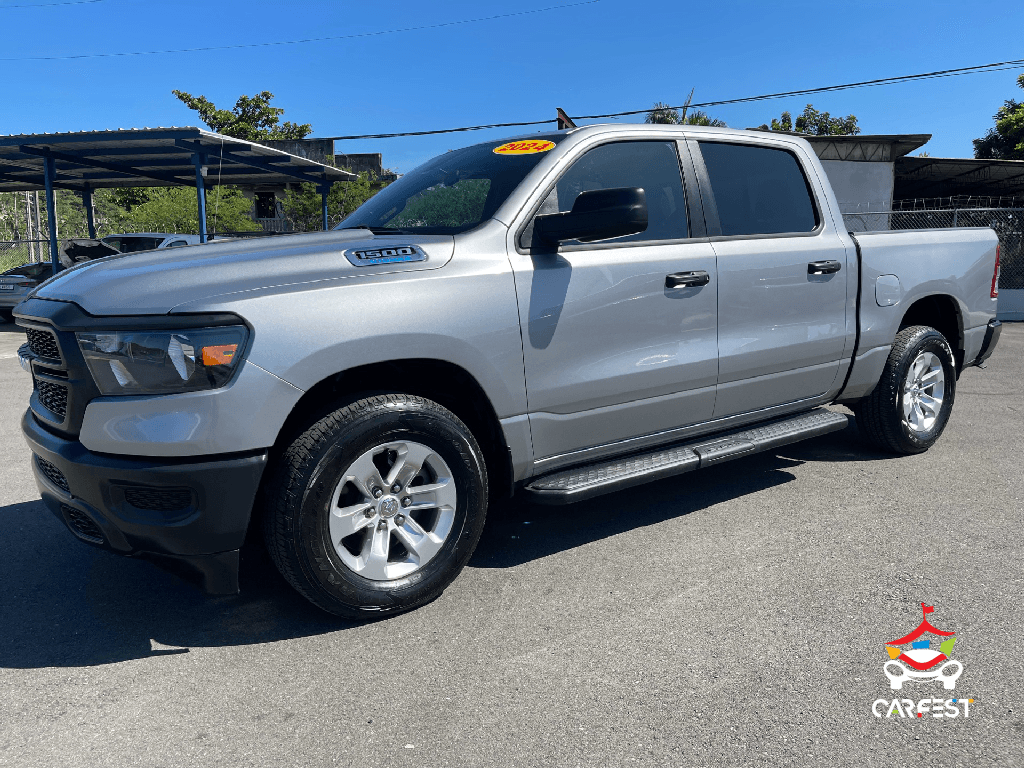 https://s3.amazonaws.com/dealerappcenter/dealergroups/352/vehicles/271235/dZs7GG.png