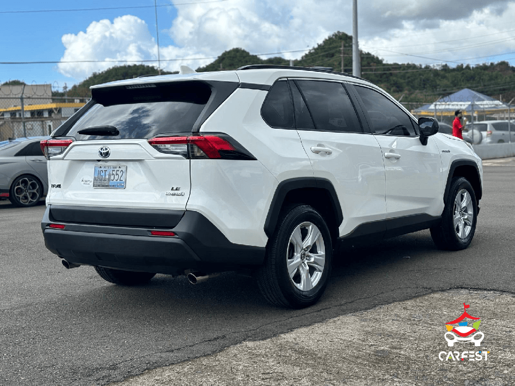 https://s3.amazonaws.com/dealerappcenter/dealergroups/352/vehicles/278129/NT2Zd8.png