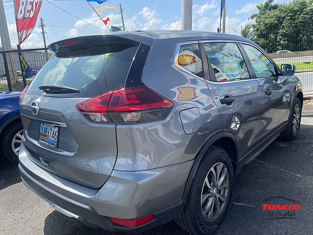 https://s3.amazonaws.com/dealerappcenter/dealergroups/61/vehicles/241002/ByuYr4.jpg
