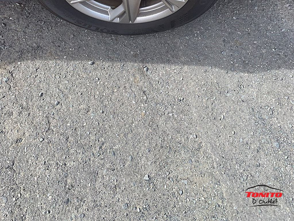 https://s3.amazonaws.com/dealerappcenter/dealergroups/61/vehicles/241031/2b73hp.jpg