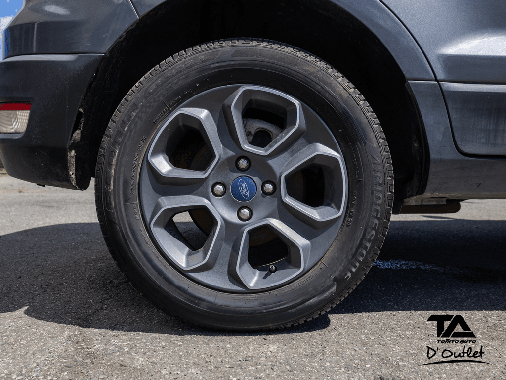 https://s3.amazonaws.com/dealerappcenter/dealergroups/61/vehicles/281823/7ABvCq.png