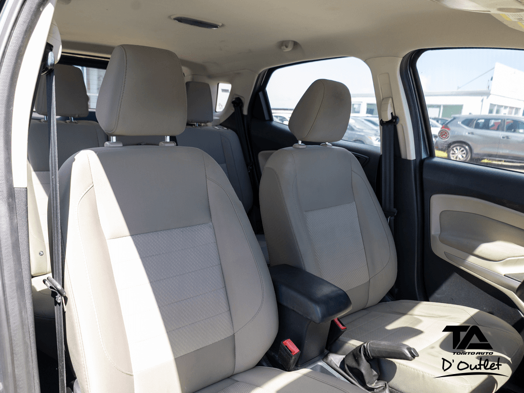 https://s3.amazonaws.com/dealerappcenter/dealergroups/61/vehicles/281823/XrDeJj.png