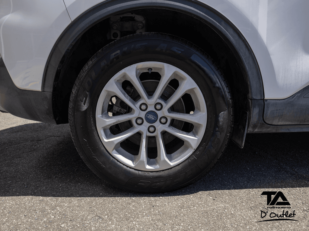 https://s3.amazonaws.com/dealerappcenter/dealergroups/61/vehicles/281826/DkDdHo.png