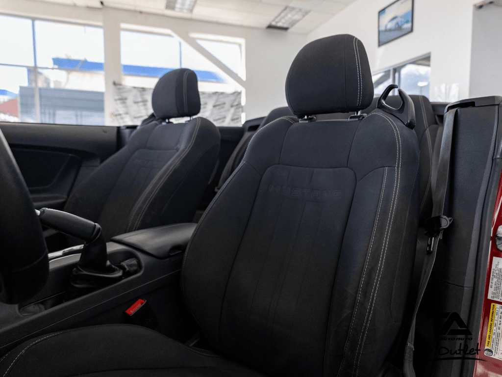 https://s3.amazonaws.com/dealerappcenter/dealergroups/61/vehicles/281827/SpMmfu.png