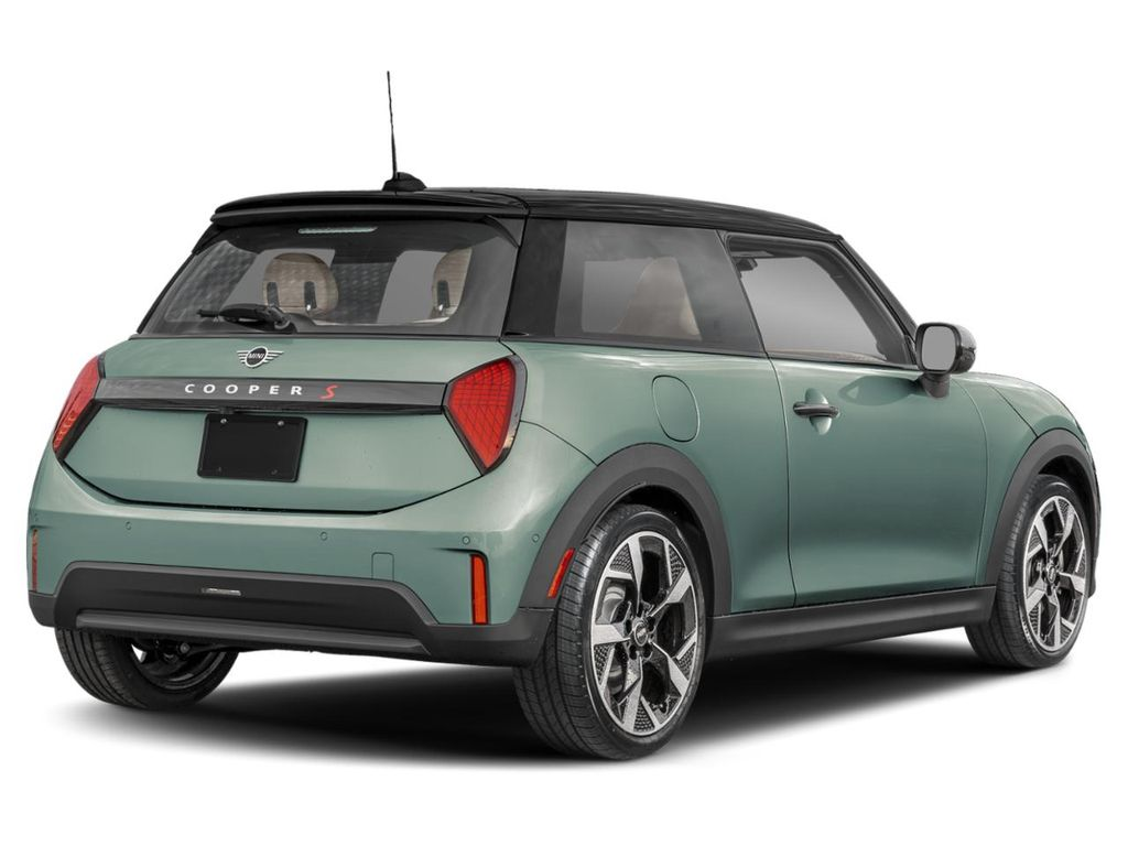 https://s3.amazonaws.com/dealerappcenter/dealergroups/67/vehicles/268394/Ms2Z8h.png
