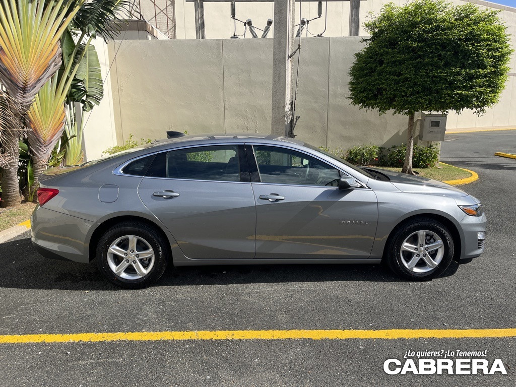 https://s3.amazonaws.com/dealerappcenter/dealergroups/88/vehicles/229605/JNOSLL.jpg