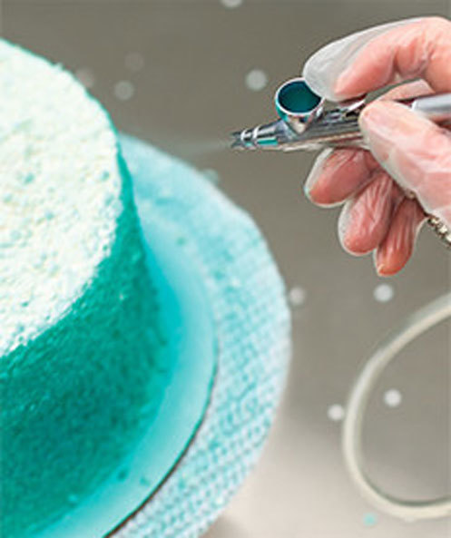 Airbrush Quins Applied To Cake