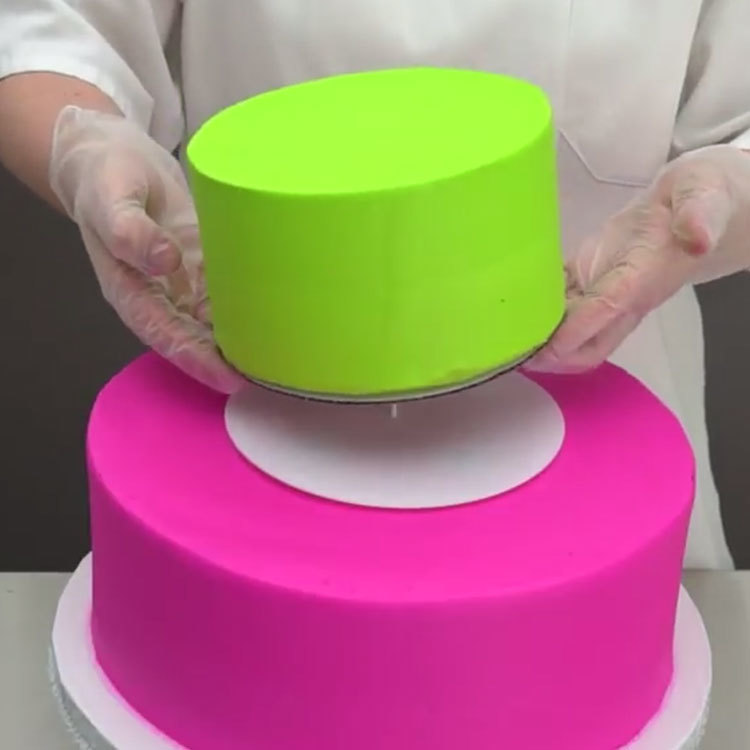 How to Use the 2 Tier Bakery Crafts Cake Structure Set