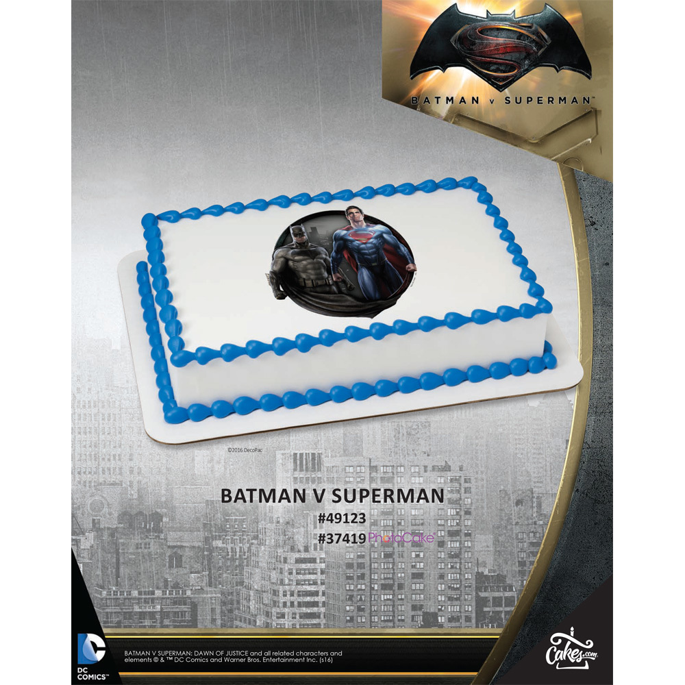 Batman v Superman Edible Image®/PhotoCake® Imaged 1/4 Sheet The Magic Of Cakes® Page