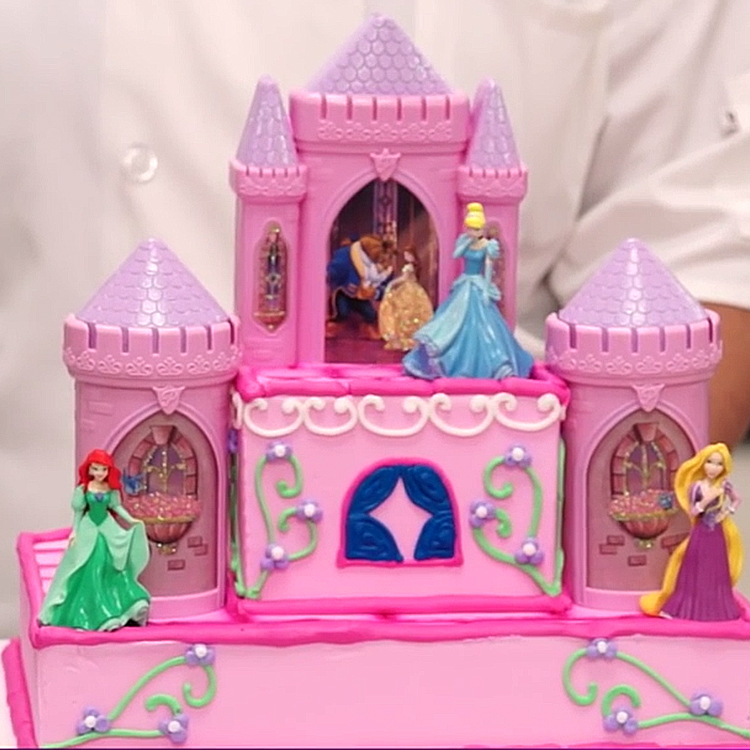 How-To Decorate a Disney Princess Happily Ever After Signature Cake ...