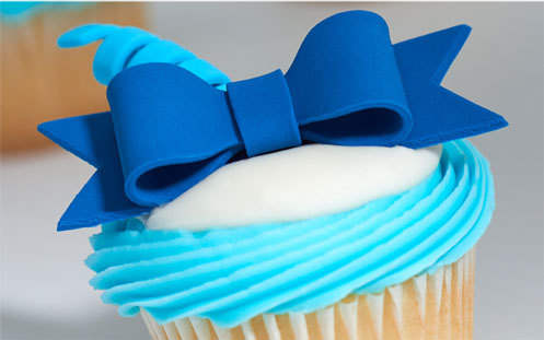 Gum Paste Bow Cupcake