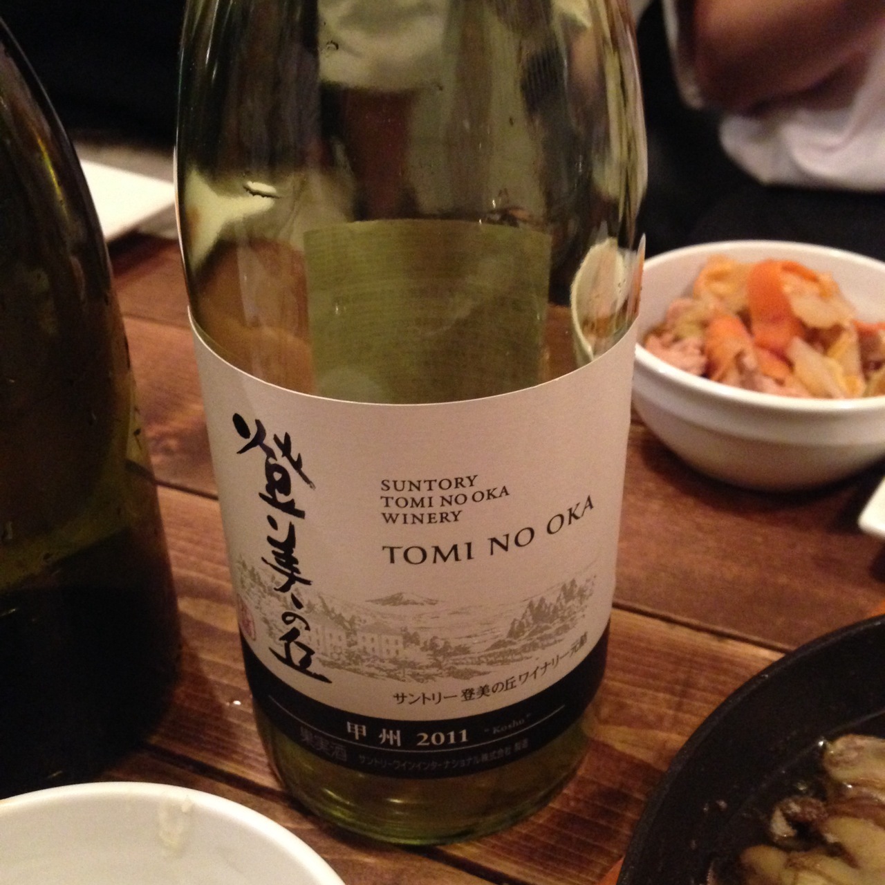 2013 Suntory Tomi no oka Koshu