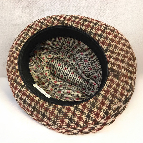 the inside of the jimmy jones fedora