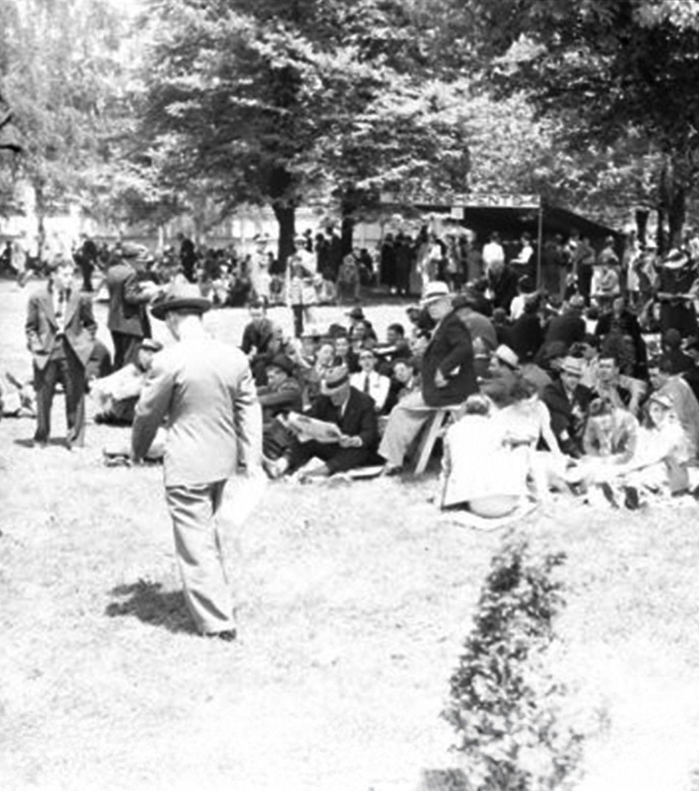 1939 black and white photo of the derby