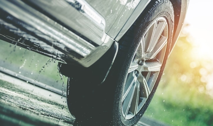 Conoce los tipos de neumáticos para tu auto