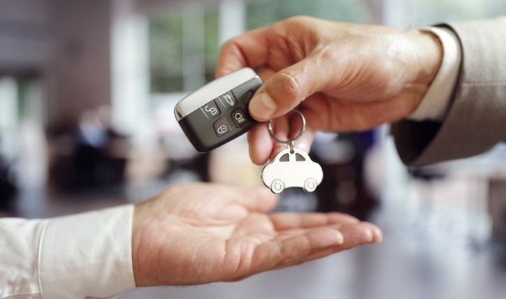 Cuál es la documentación necesaria para transferir un auto