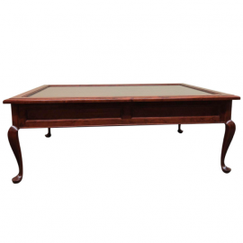Traditional Display Top Coffee Table