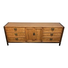 Henredon Vintage Oak Nine Drawer Dresser