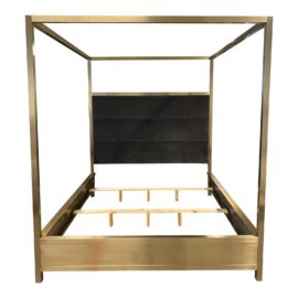 California King Size Universal Furniture Modern Harlow Canopy Bed Modern. Original Price: $4,600