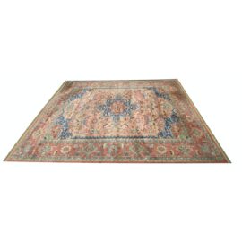 Karastan 736 Medallion Serapi Wool Area Rug - 8′9″ × 12′8″