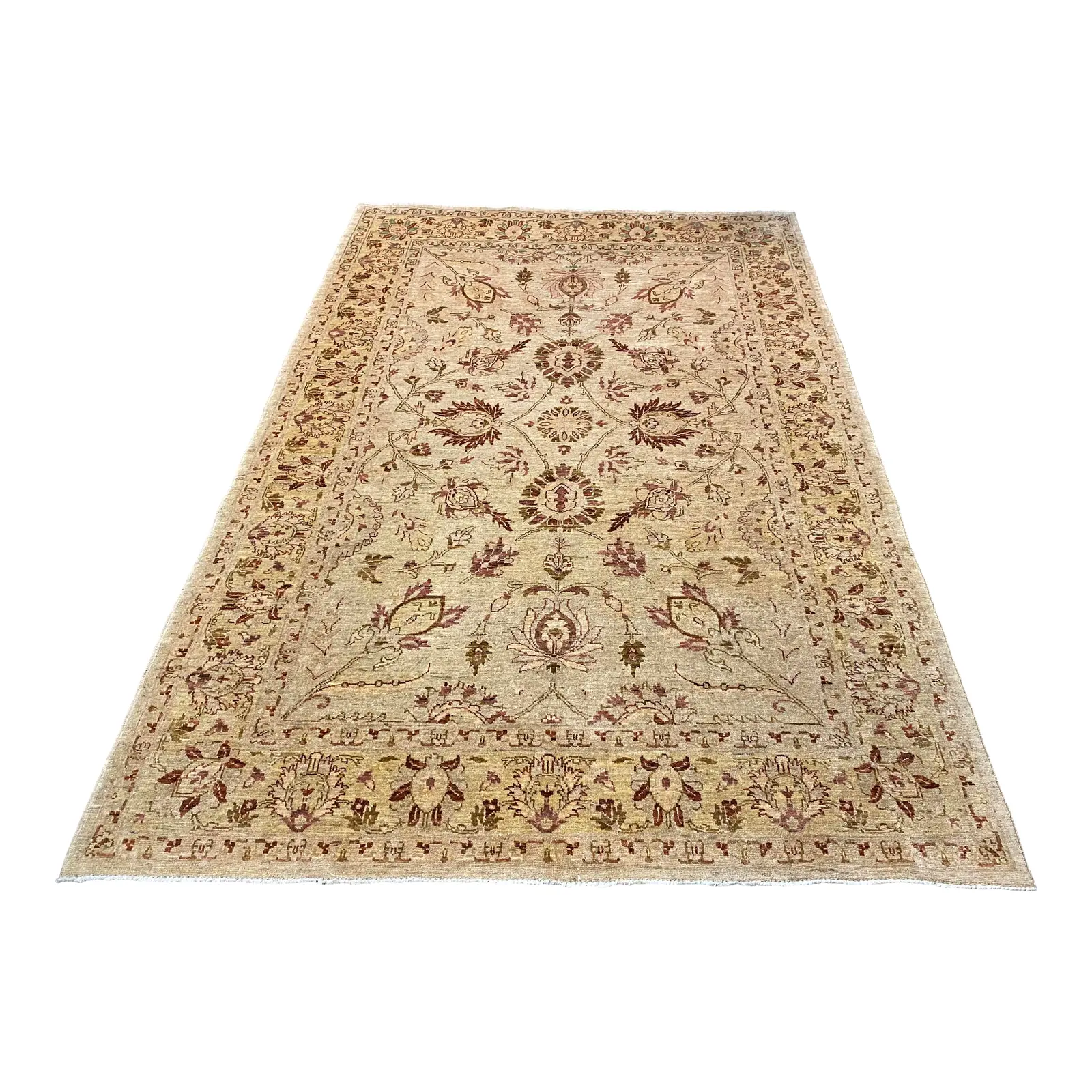 Traditional Silk Area Rug - 6′ × 9′4″